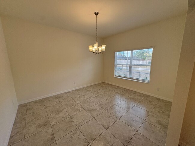 Building Photo - Modern 3 Bed 2 Bath in North Port Available Now