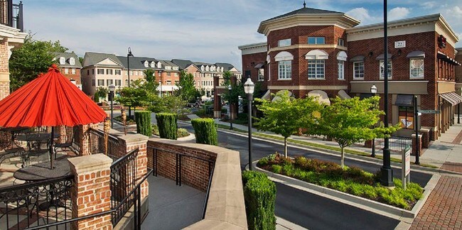 Foto del edificio - Buford Village Townhomes