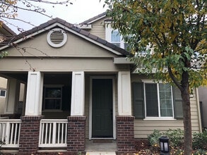 Building Photo - 319 W Tuscan Ln