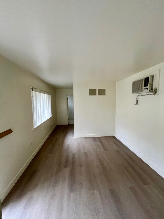 Living Room #2 - 2504 Drake St