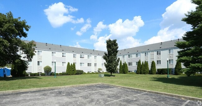 Interior Photo - Stadium View Apartments