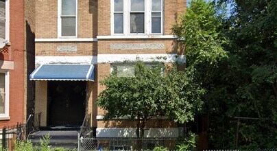 Building Photo - 2115 S Trumbull Ave