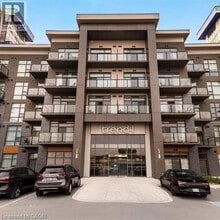 Building Photo - 450 Dundas St E