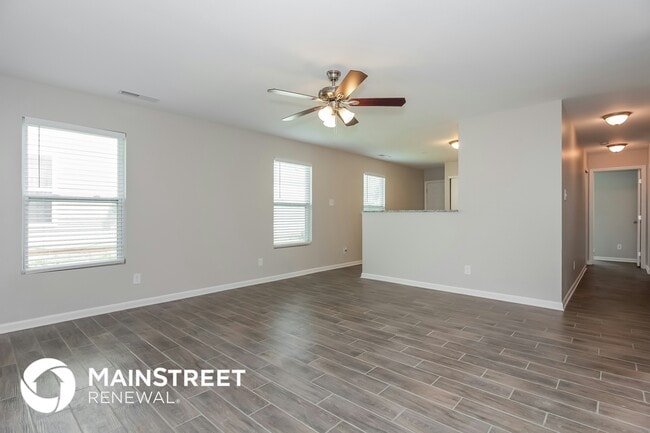 Foto del edificio - 4544 Stone Mountain Dr