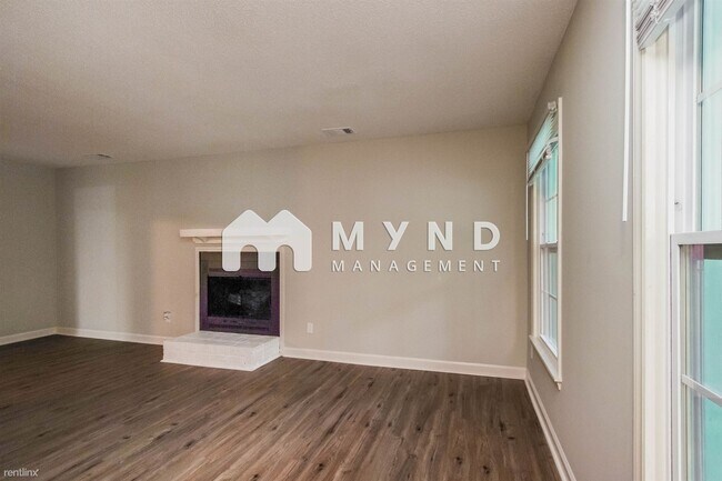 Foto del edificio - 4 br, 2 bath House - 7904 Red Lantern Rd