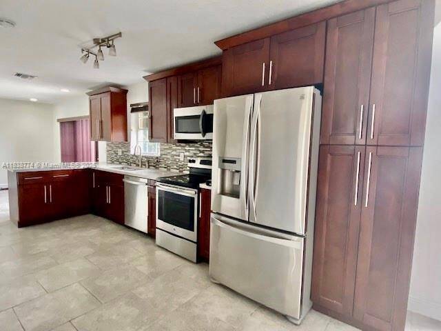 Foto del edificio - 9101 SW 215th Terrace