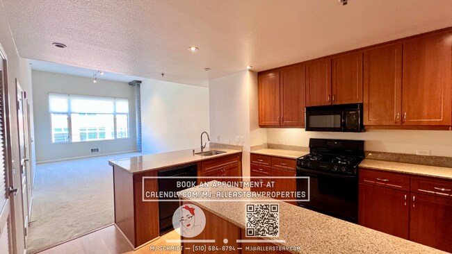 Foto del edificio - 5855 Horton St