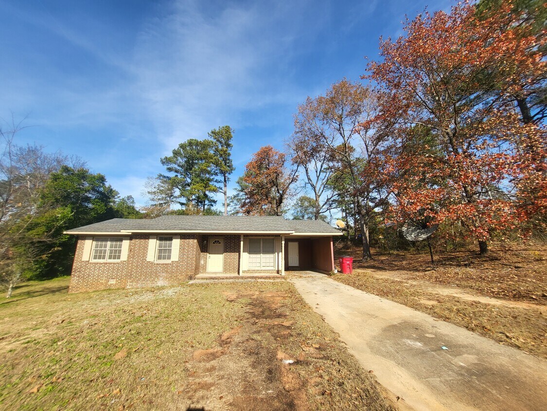Primary Photo - 3480 Shawnee Ln