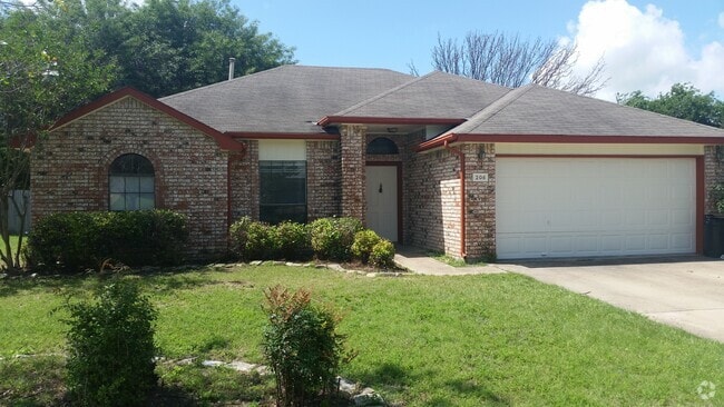 Building Photo - 206 Tomahawk Dr