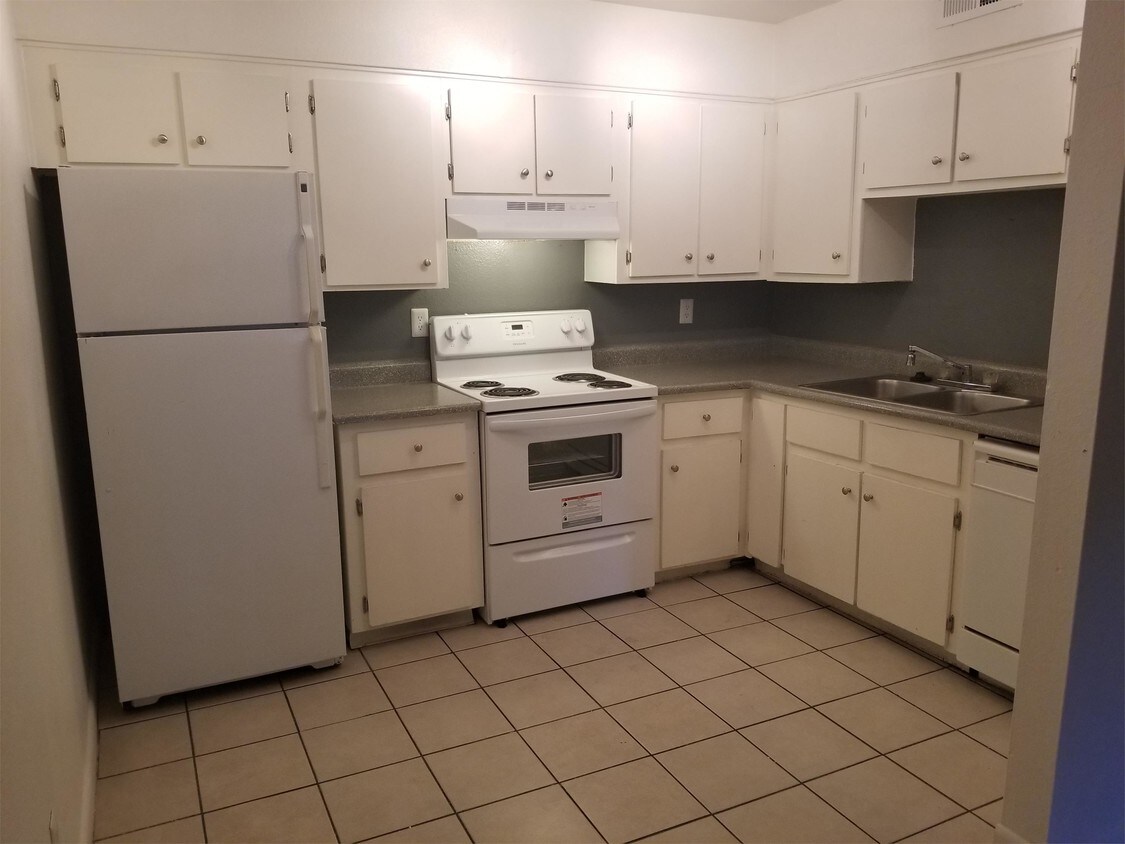 Foto principal - 3434 E McDowell Rd