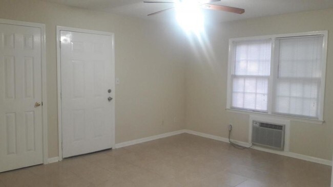 Building Photo - 4132 Gardner Ridge Dr