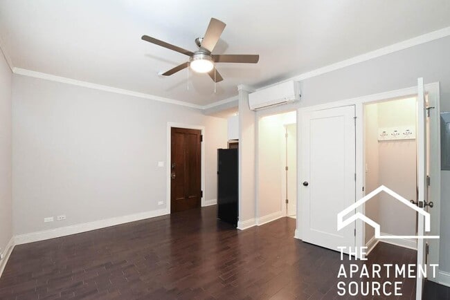 Photo - 640 West Wrightwood Avenue #201 Apartment