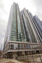Building Photo - 1201 S Prairie Ave