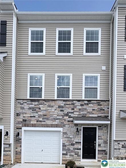 Foto del edificio - 8209 Brodie Ct