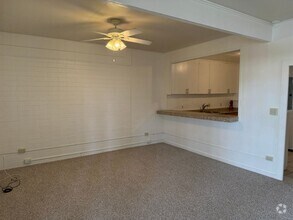 Building Photo - 1571 Thurston Ave
