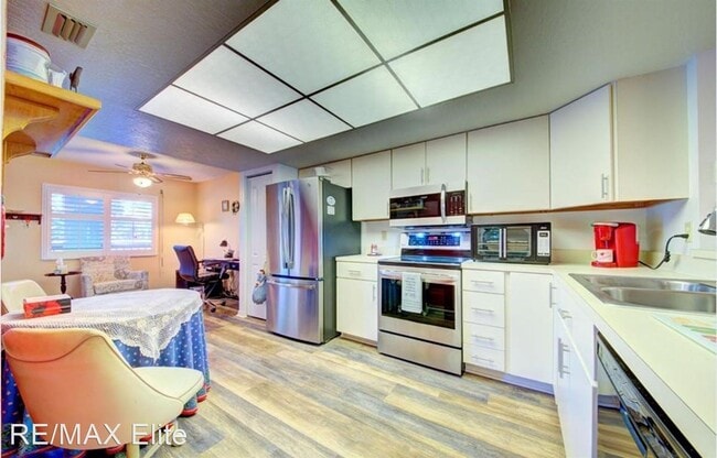 Building Photo - 5805 N Banana River Blvd