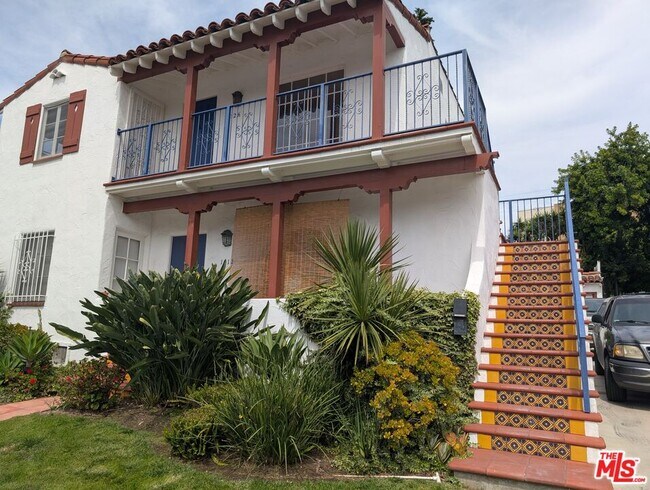 Foto del edificio - 1612 1/2 Glendon Ave