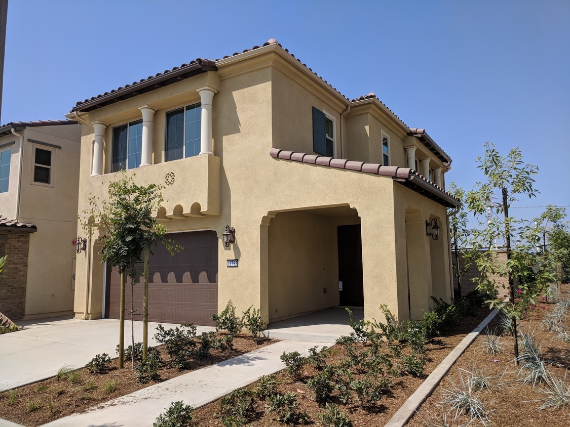 15819 Begonia Ave, Chino, CA 91708 House for Rent in Chino, CA