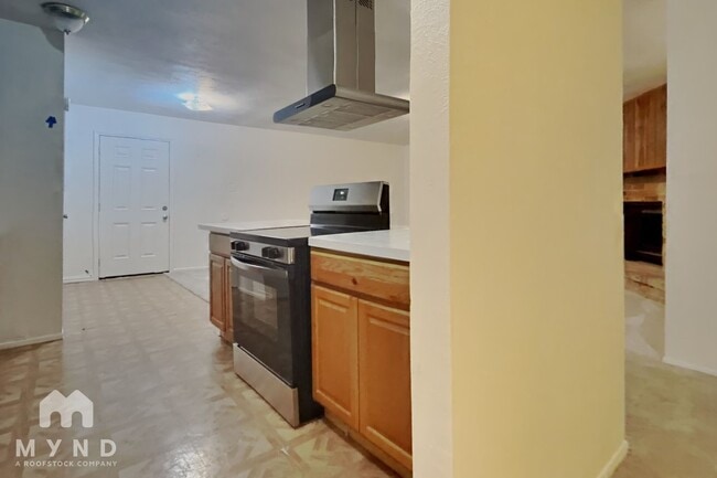 Building Photo - 14006 Pinewest Ct