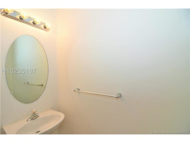 Foto del edificio - 522 SW 147th Ave
