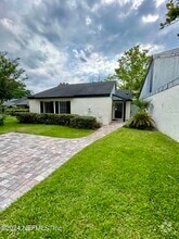 Building Photo - 160 Bermuda Ct