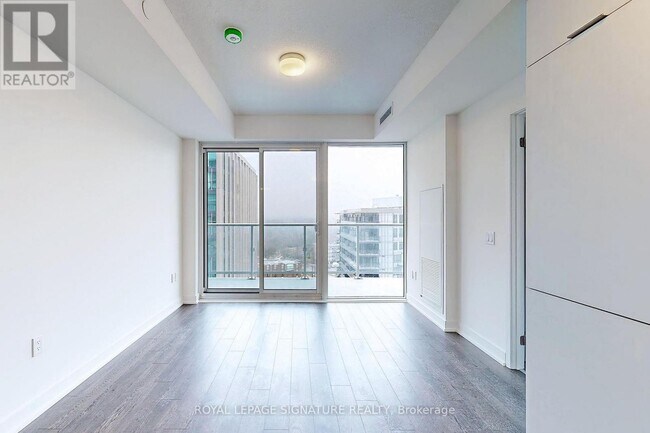Photo du bâtiment - 50 O'Neill Rd