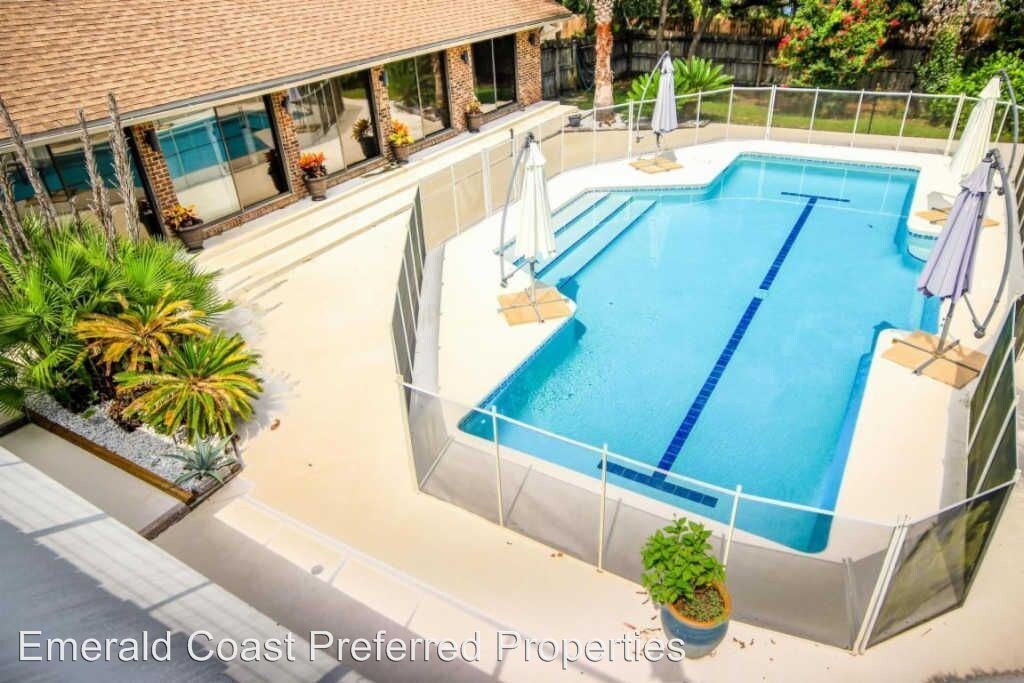 Foto principal - 491 Parish Blvd