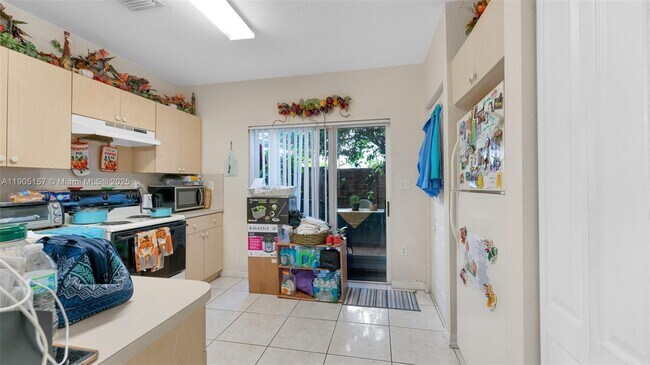 Foto del edificio - 2993 W 80th St