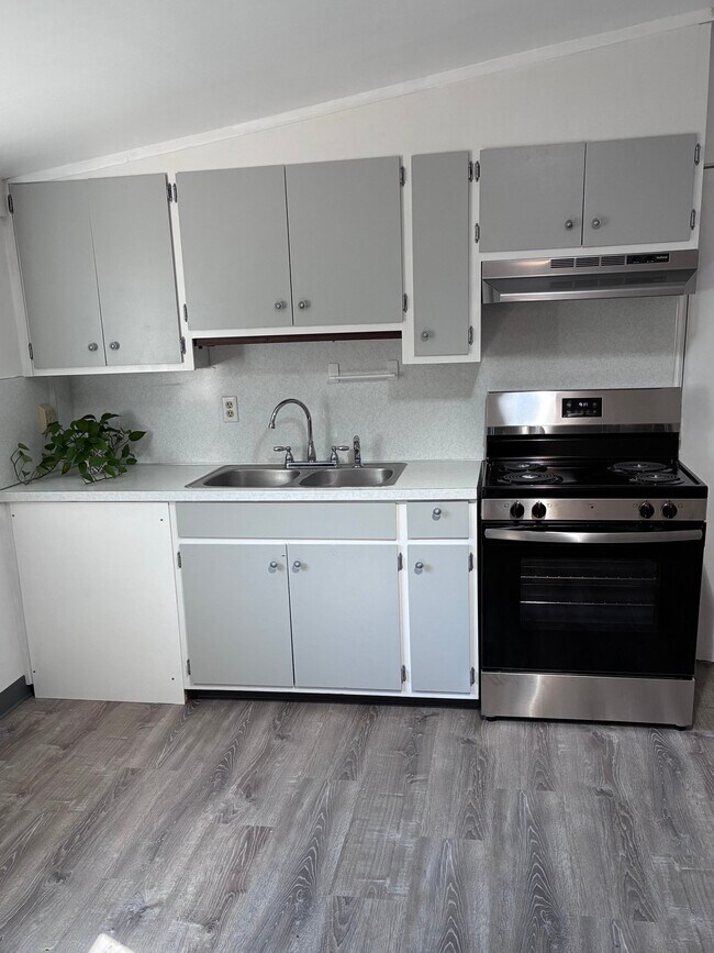 Foto del edificio - 915 NE 11th St