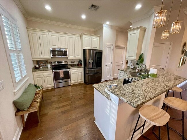 Building Photo - 2610 Grace Manor