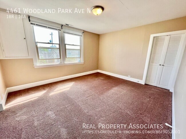Foto del edificio - 4461 Woodland Park Ave N