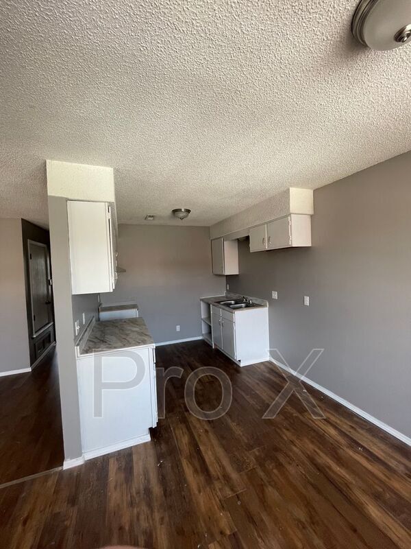 Foto del edificio - 1021 S St Louis Ave