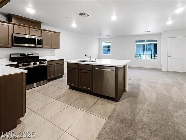 Foto del edificio - 3610 Tripoli Cv Ave