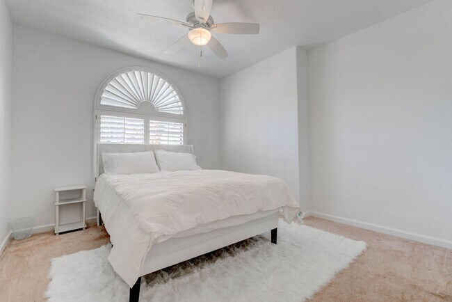 Foto del edificio - 3238 Brookfield Dr