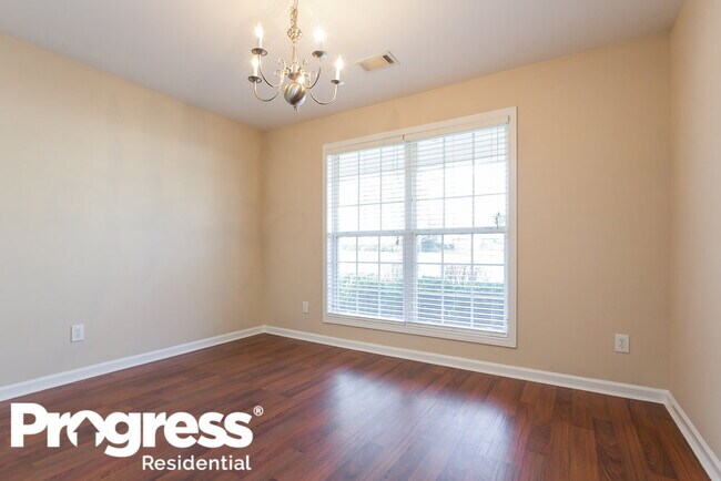 Foto del edificio - 6443 Grand Hickory Dr