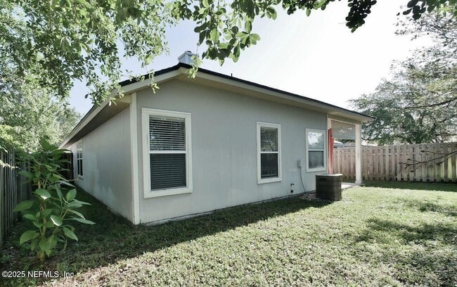 Building Photo - 1290 Ardmore St