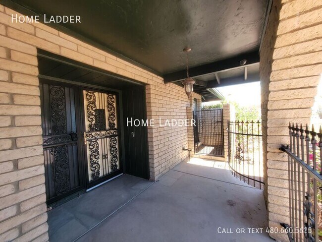 Foto del edificio - 16336 E Bainbridge Ave