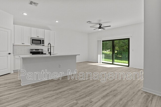 Foto del edificio - 5224 Centennial Blvd
