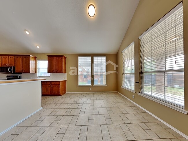 Building Photo - 2408 Kittyhawk Drive