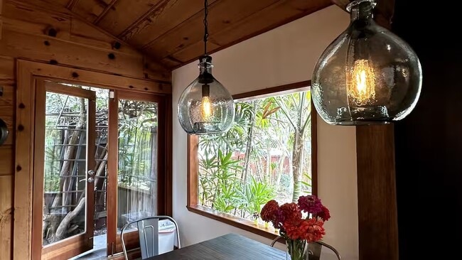 Foto del edificio - 3617 Maplewood Ave