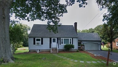 Building Photo - 104 Mishawum Rd