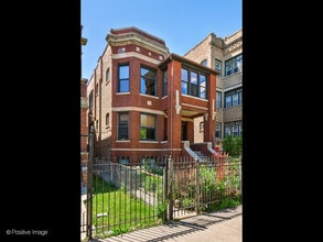 Building Photo - 1058 N Kedzie Ave