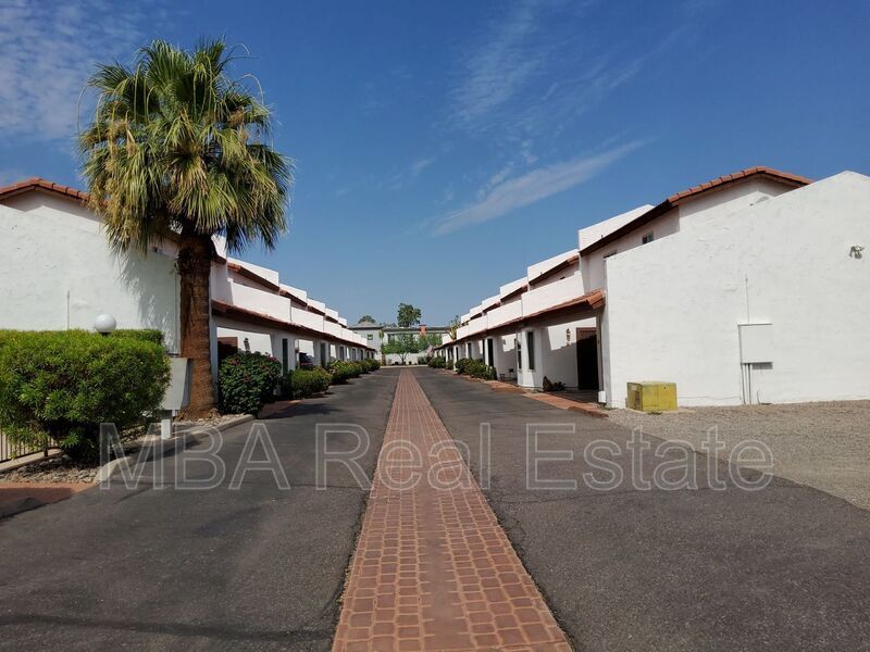 Foto del edificio - 3201 N 38th St