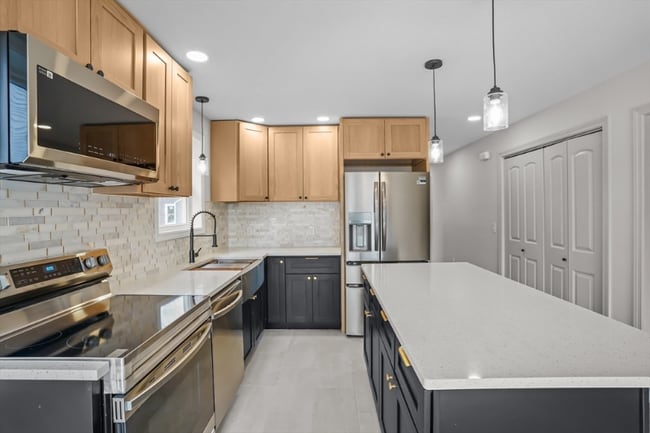 Building Photo - 53 Comstock Ave