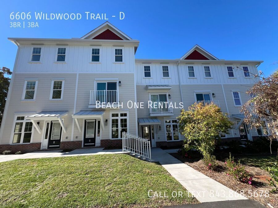 Foto principal - Myrtle Beach - 3 Bedroom / 2.5 Bath Townhome