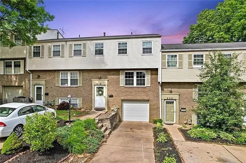 210 Pheasant Cove, Canonsburg, PA 15317 Townhouse for Rent in