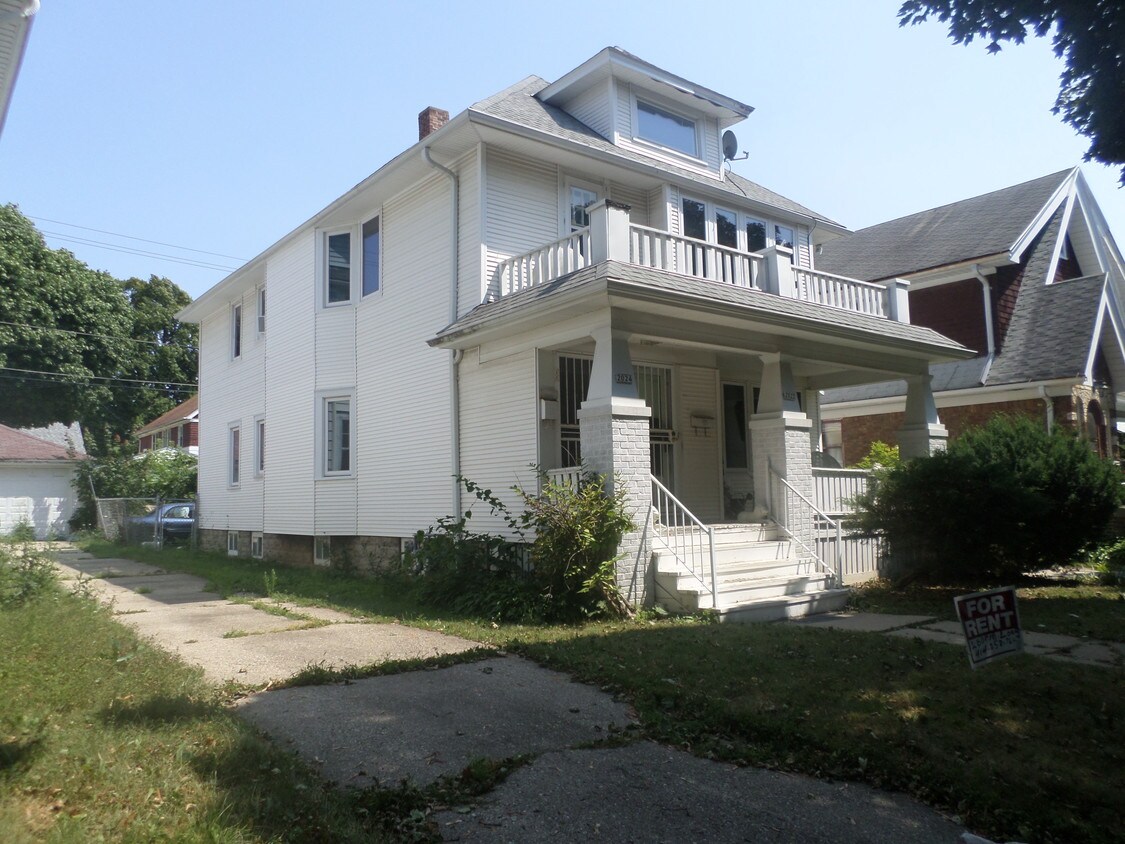 Primary Photo - 2022 N 58th St