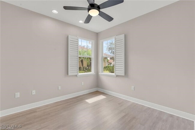 Foto del edificio - 13406 Kent St