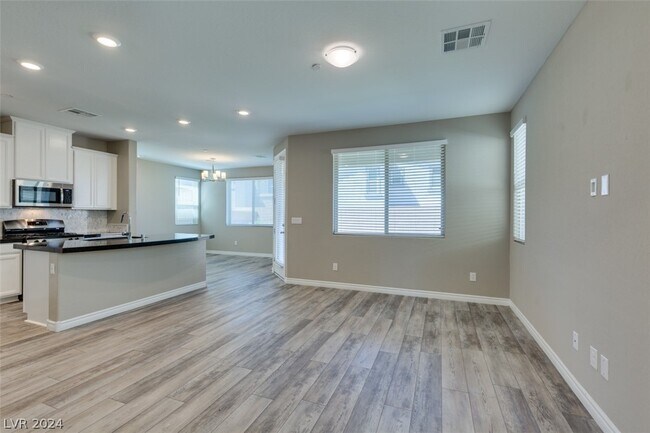 Foto del edificio - 3216 Azalea Ridge Ct
