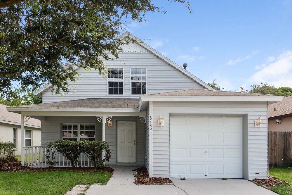 Foto principal - 8439 Hawbuck St